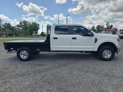 Used 2022 Ford F250 XL w/ Power Equipment Group AWD/4WD image 5