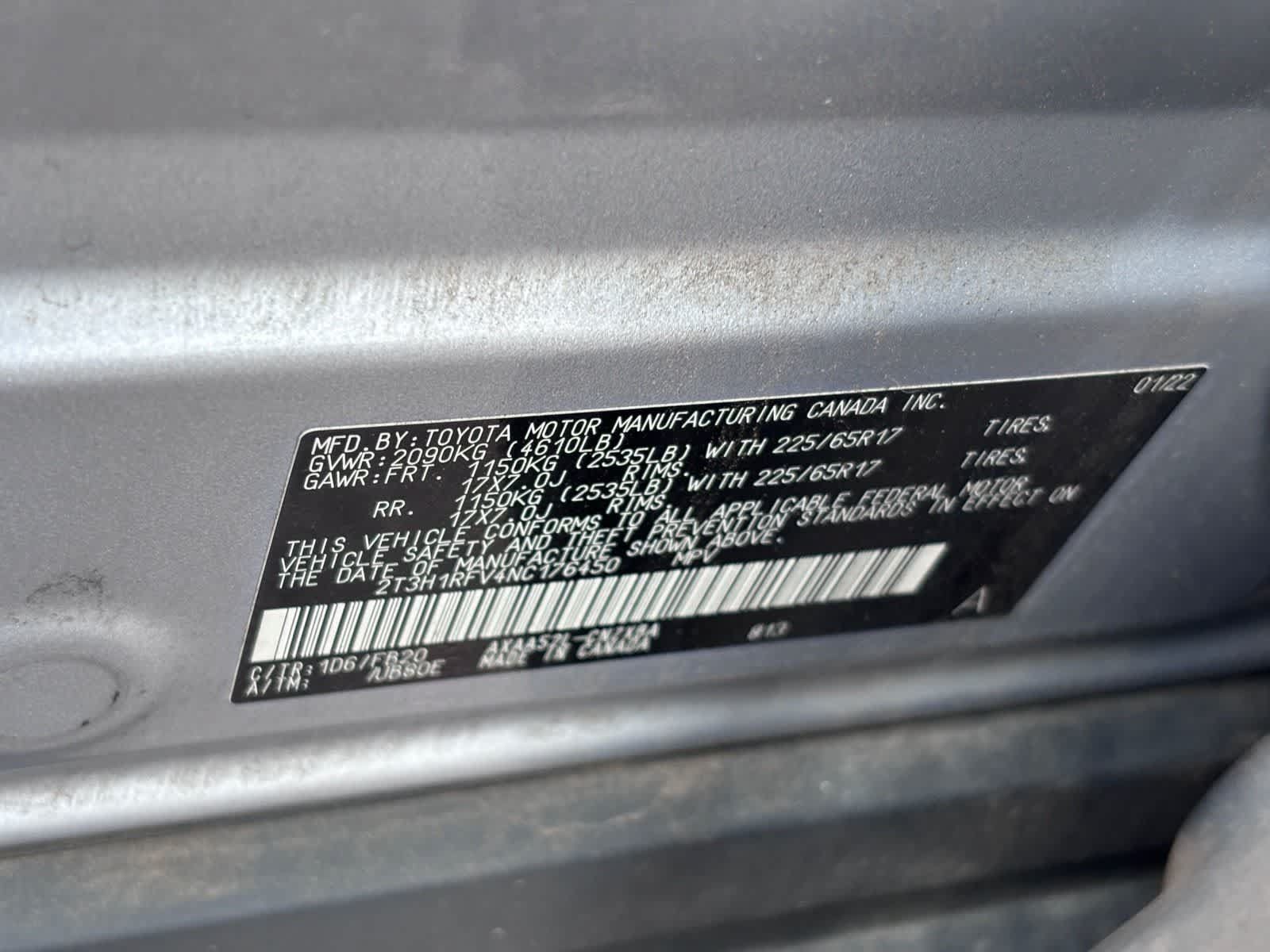 Used 2022 Toyota RAV4 LE FWD image 28