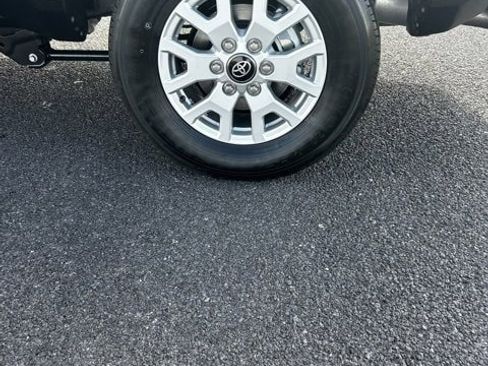 New 2025 Toyota Tacoma SR5 image 7