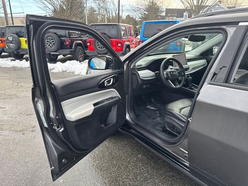 Used 2022 Jeep Compass Limited w/ Elite Group image 11