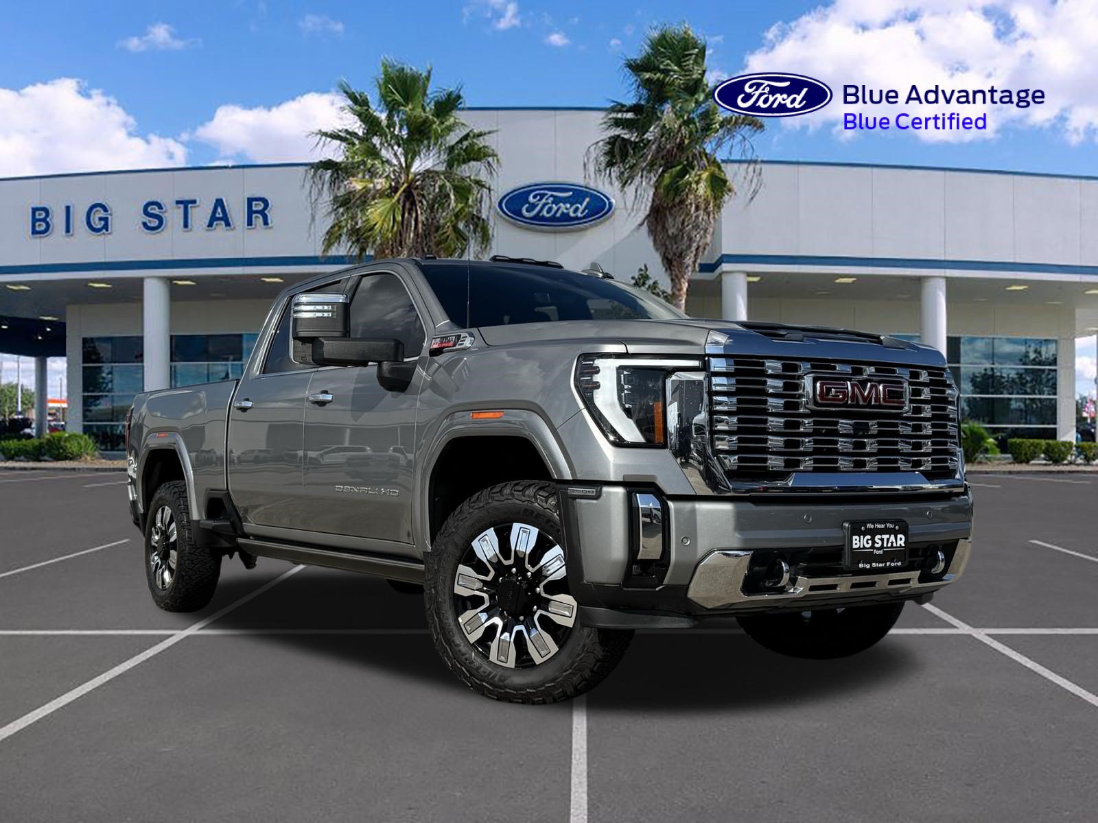 Used 2025 GMC Sierra 2500 Denali w/ Denali Reserve Package AWD/4WD image 1