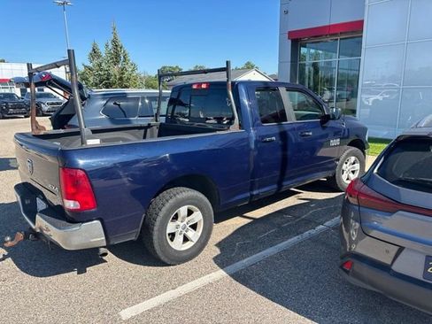 Used 2016 RAM 1500 Classic SLT AWD/4WD image 9