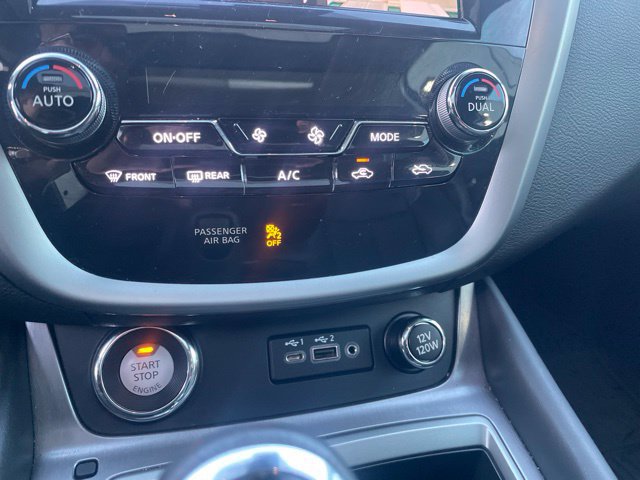 Used 2024 Nissan Murano SL FWD image 12