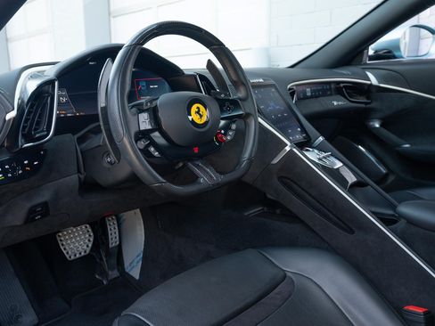 Used 2024 Ferrari Roma Spider RWD image 33