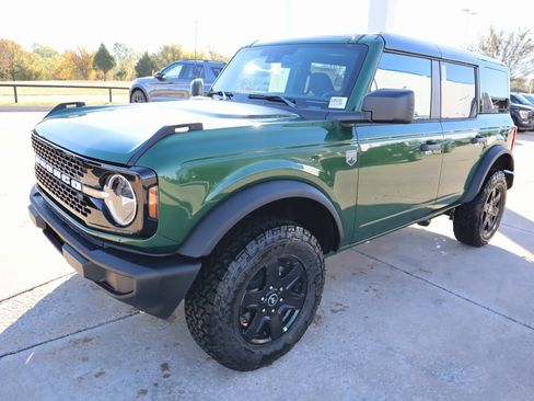 New 2025 Ford Bronco Big Bend image 10