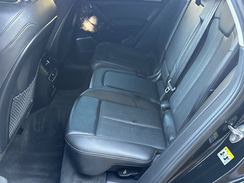 Used 2019 Audi Q5 Prestige w/ Prestige Package image 13