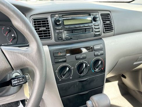 Used 2004 Toyota Corolla LE image 14