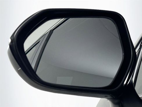 Certified 2024 Toyota Corolla LE image 5