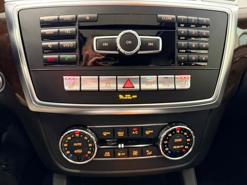 Used 2015 Mercedes-Benz GL 450 4MATIC image 46