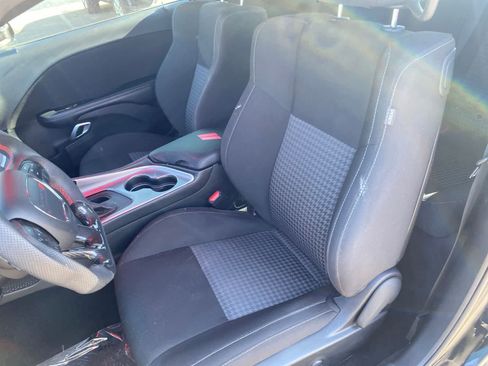 Used 2022 Dodge Challenger GT RWD image 13