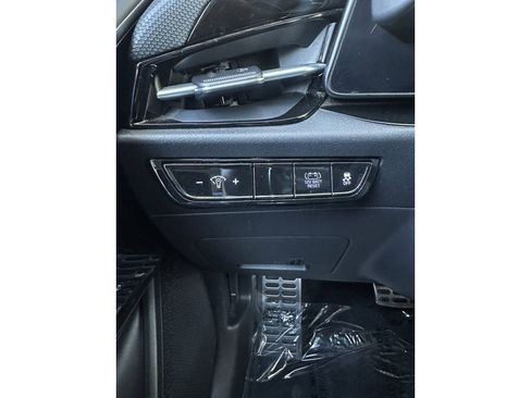 Used 2023 Kia Niro EX Touring image 34