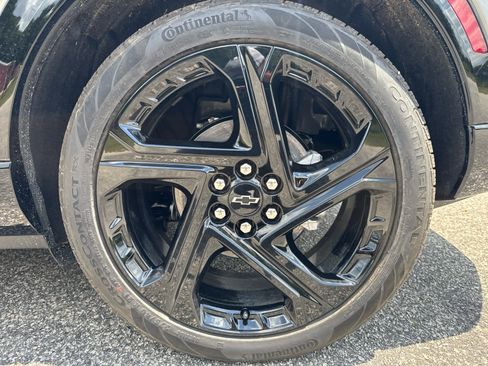 New 2025 Chevrolet Equinox EV RS image 31