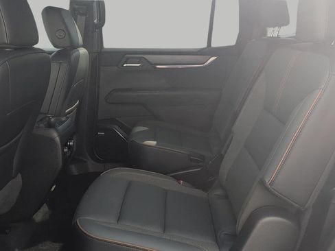 Used 2024 GMC Acadia AT4 w/ Luxury Package AWD/4WD image 21
