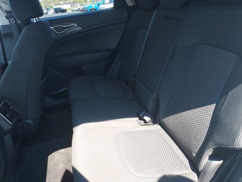 Certified 2023 Kia Sportage LX image 27