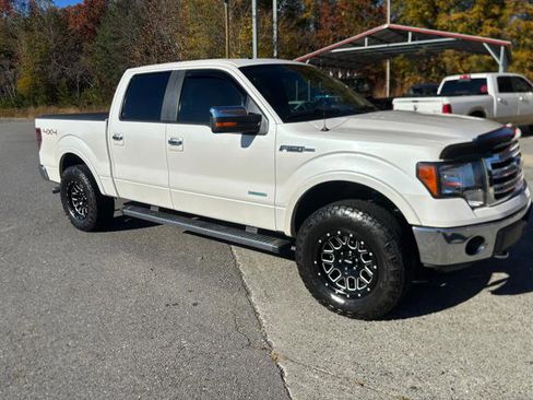 Used 2014 Ford F150 Lariat w/ Lariat Chrome Package image 5