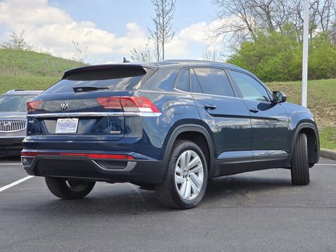 Used 2020 Volkswagen Atlas Cross Sport SE w/ Panoramic Sunroof Package AWD/4WD image 24