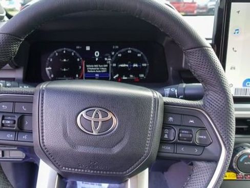 New 2026 Toyota Tacoma TRD Off-Road AWD/4WD image 15