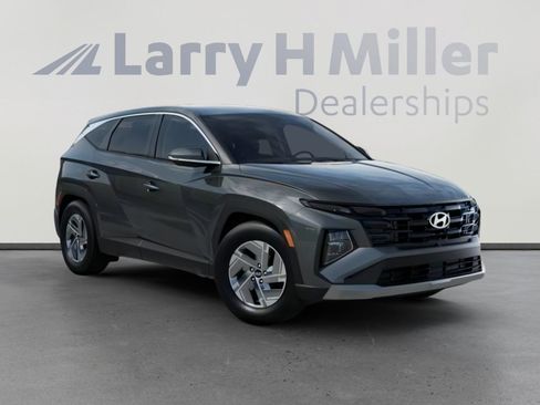 New 2026 Hyundai Tucson Blue SE FWD image 2