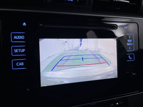 Used 2017 Toyota Corolla SE image 15