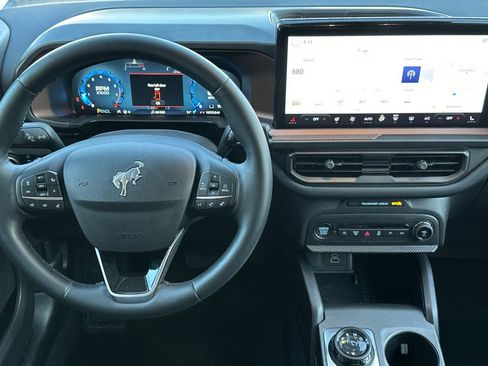 Used 2025 Ford Bronco Sport Outer Banks w/ Outer Banks Tech Package+ image 12