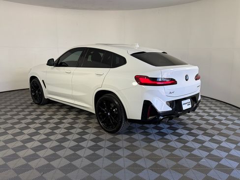 Used 2025 BMW X4 xDrive30i w/ Premium Package AWD/4WD image 3