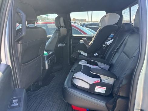 Used 2018 Ford F150 XLT w/ Equipment Group 302A Luxury image 12