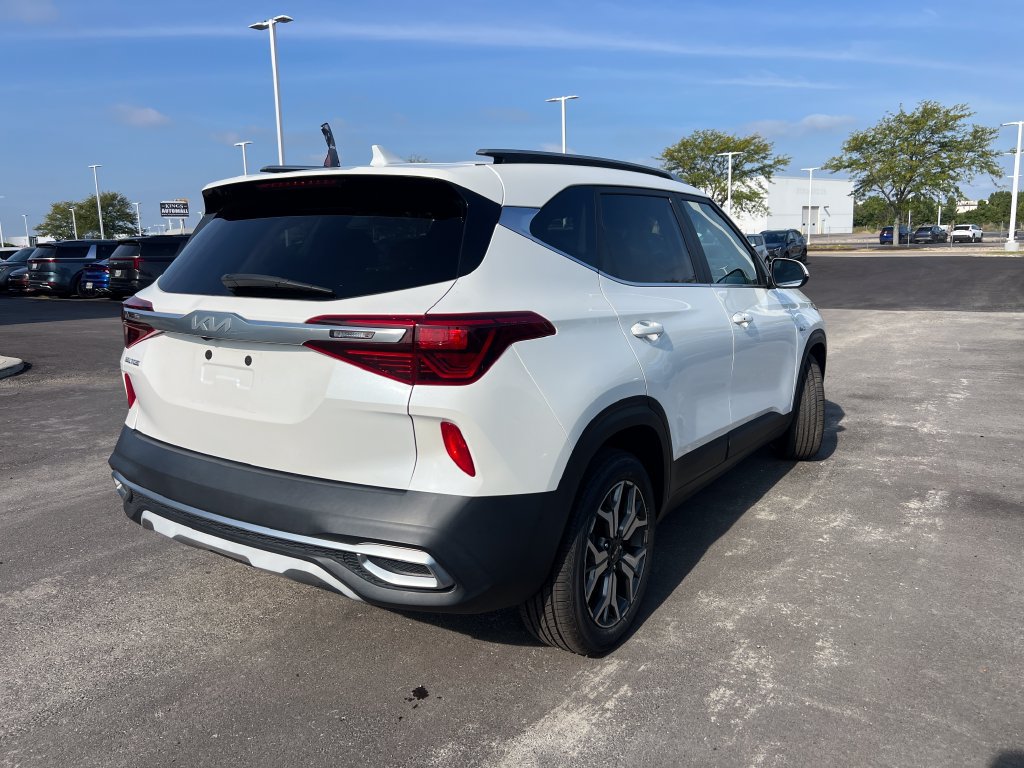 Certified 2023 Kia Seltos EX AWD/4WD image 4