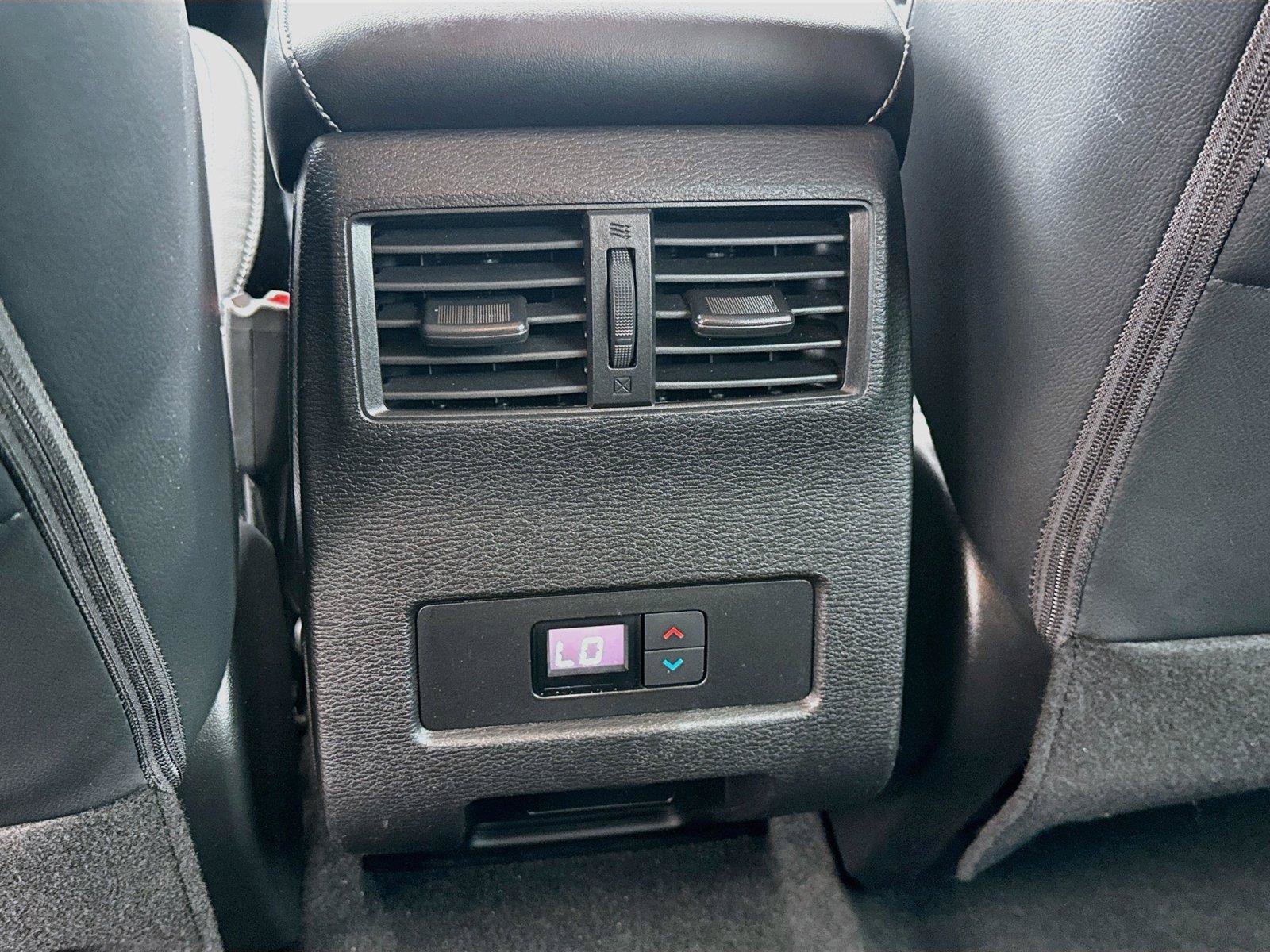 Used 2022 Mitsubishi Outlander SEL FWD image 25