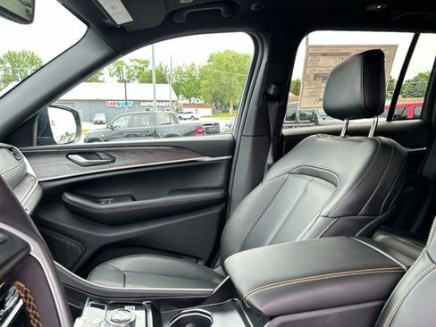 New 2026 Jeep Grand Cherokee Limited AWD/4WD image 33