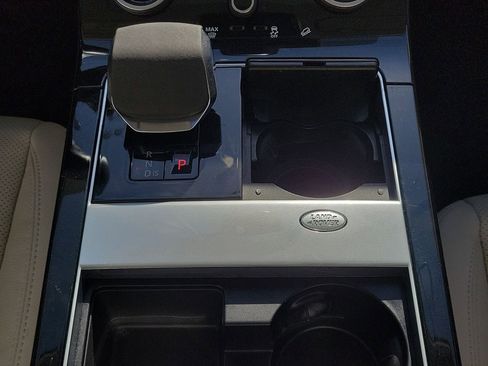 Used 2022 Land Rover Range Rover Velar S image 22