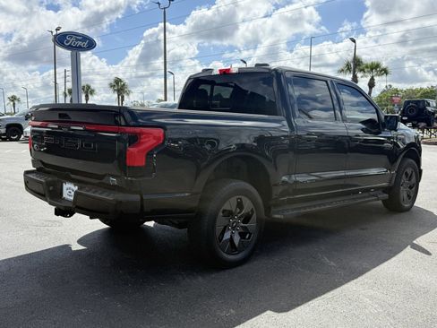 Certified 2023 Ford F150 Lightning Lariat w/ Tow Technology Package AWD/4WD image 4