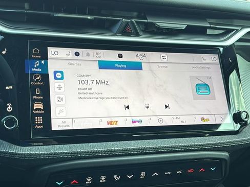 New 2026 Jeep Cherokee Laredo AWD/4WD image 30