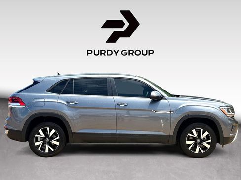 Certified 2023 Volkswagen Atlas Cross Sport SE FWD image 9
