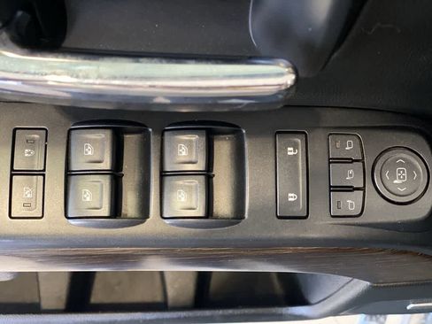 Used 2018 GMC Sierra 3500 Denali w/ Duramax Plus Package AWD/4WD image 16