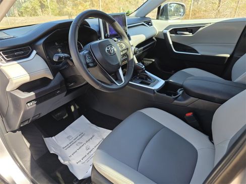 Certified 2024 Toyota RAV4 XLE Premium image 26