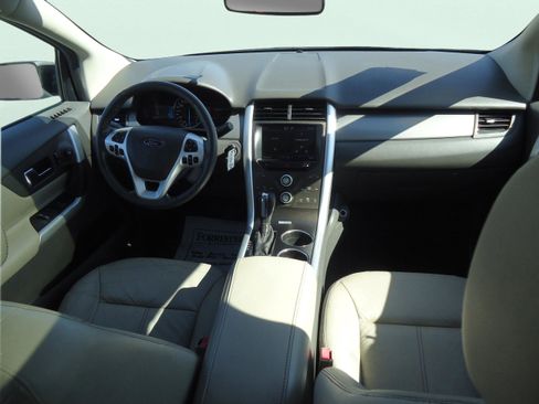 Used 2013 Ford Edge SEL image 18
