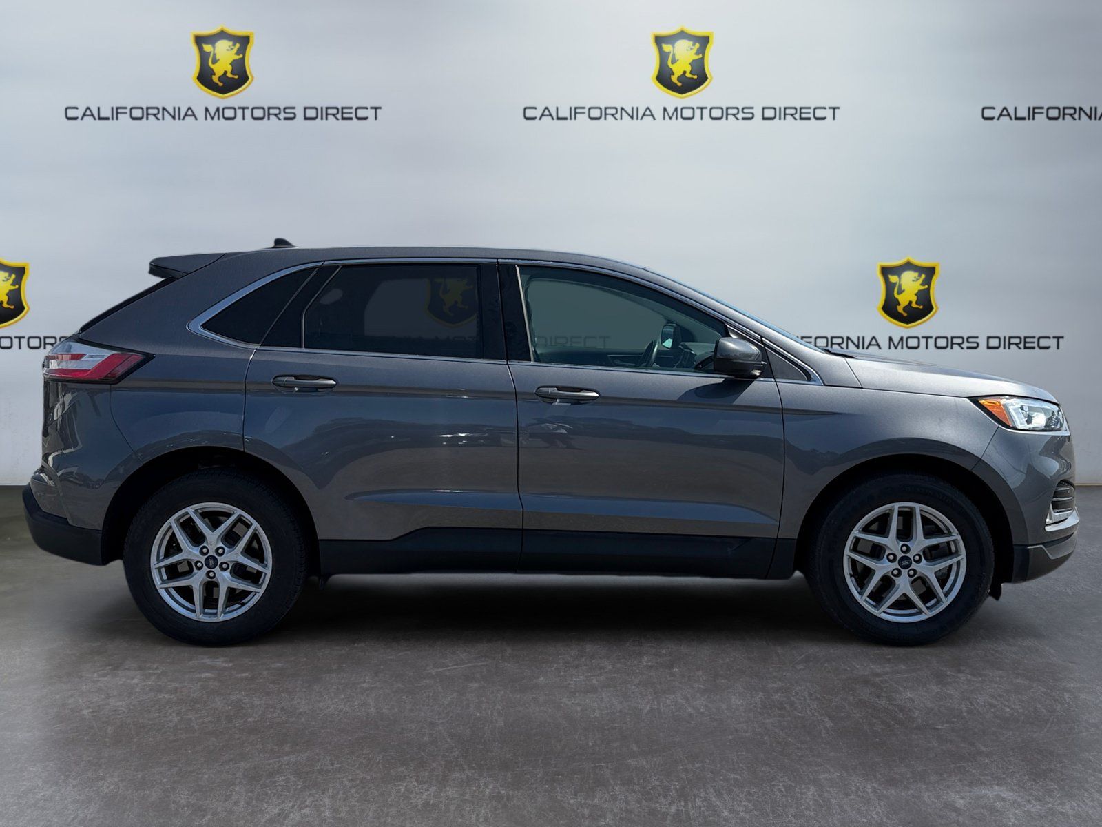 Used 2021 Ford Edge SEL w/ Cargo Accessory Package AWD/4WD image 6