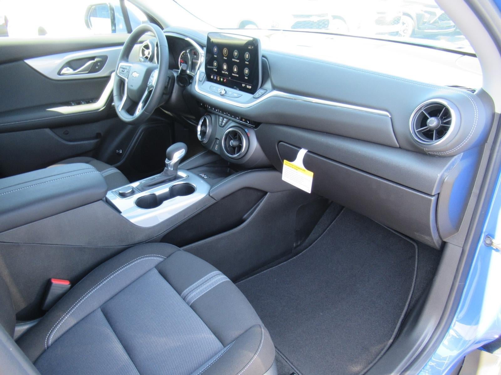 New 2026 Chevrolet Blazer LT w/ Convenience Package FWD image 11
