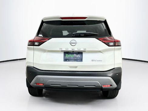 Used 2023 Nissan Rogue SV AWD/4WD image 7