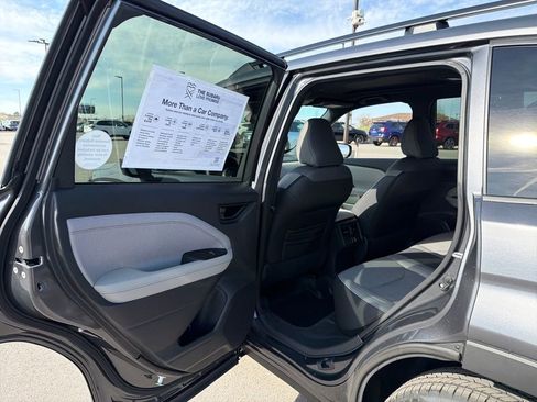 New 2026 Subaru Forester Premium AWD/4WD image 24