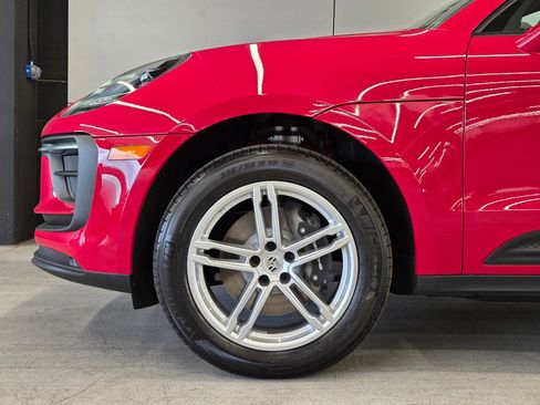 New 2026 Porsche Macan AWD/4WD image 9