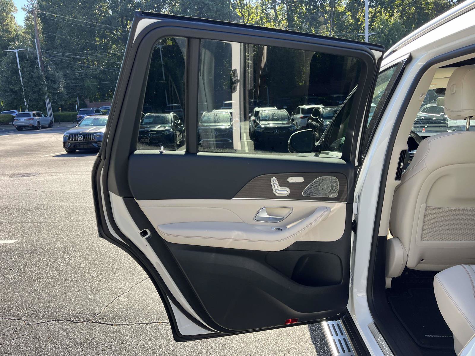 New 2027 Mercedes-Benz GLS 450 4MATIC image 40