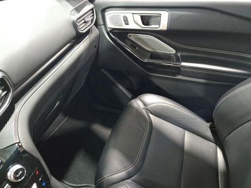 Certified 2022 Ford Explorer ST w/ Equipment Group 401A image 28