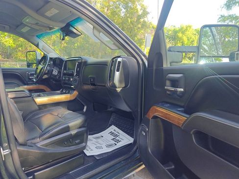Used 2017 Chevrolet Silverado 3500 LTZ w/ Duramax Plus Package AWD/4WD image 33