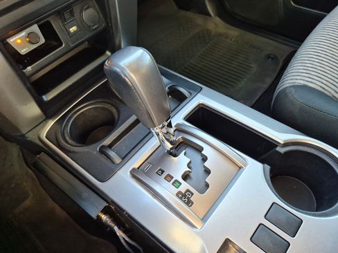 Used 2023 Toyota 4Runner SR5 AWD/4WD image 28