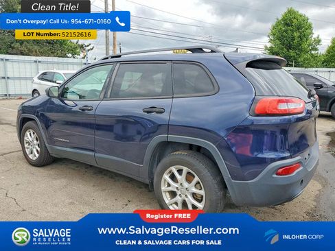 Used 2016 Jeep Cherokee Sport FWD image 3