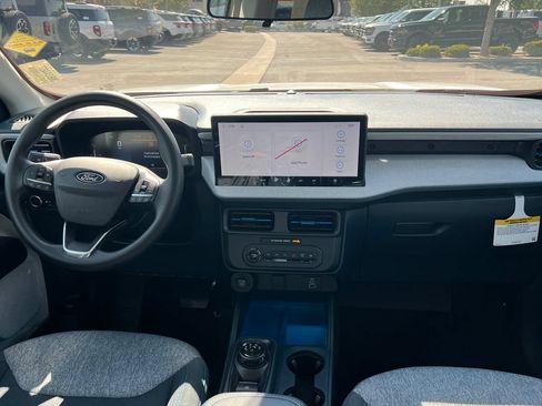 New 2026 Ford Maverick XLT FWD image 18