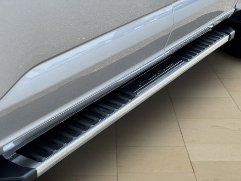 Used 2022 Ford F150 Lariat w/ Equipment Group 502A High image 43