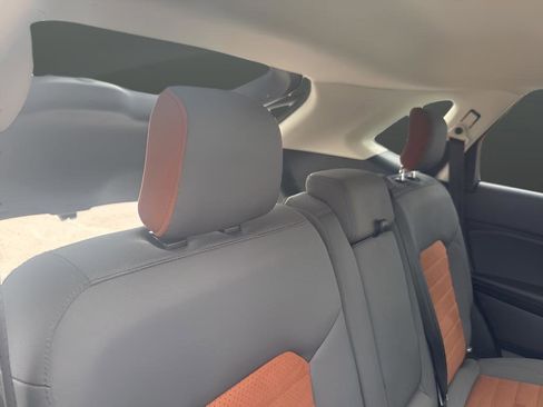 Used 2018 Ford Edge SEL w/ SEL Appearance Package image 49