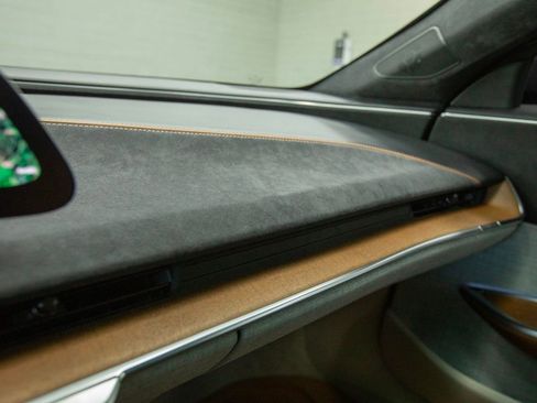 Used 2022 Lucid Air Grand Touring image 25